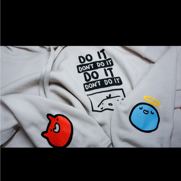 DO IT... DON'T DO IT cropped hoodie - Picture 3 of 8